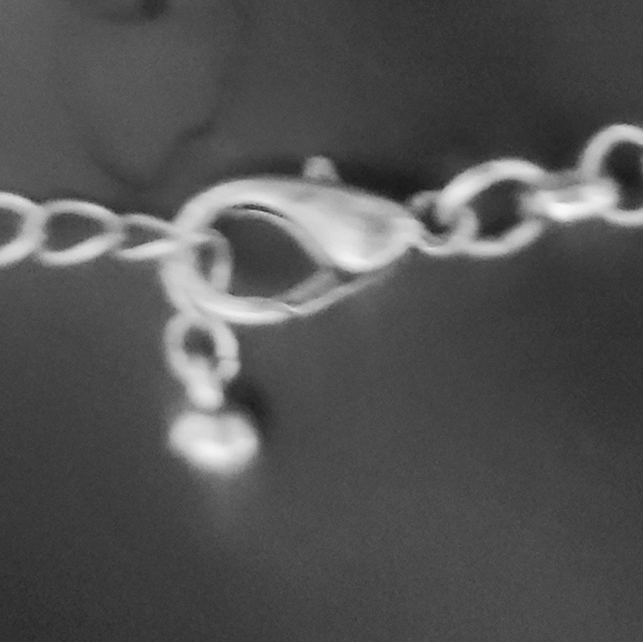 COLLAR OF SILVER SPACERS AND TURQUOISE COLORED BEADS - Picture 4 of 5